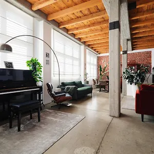 https://mpm-luxury-loft-4-pax.it-lombardy.com