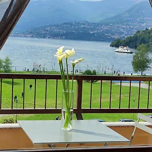 https://lily-lake-maggiore-laveno.it-lombardy.com